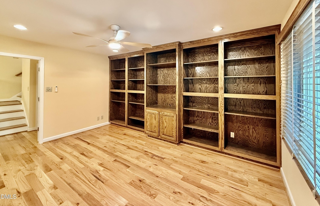 106 Montrose Drive - Photo 26