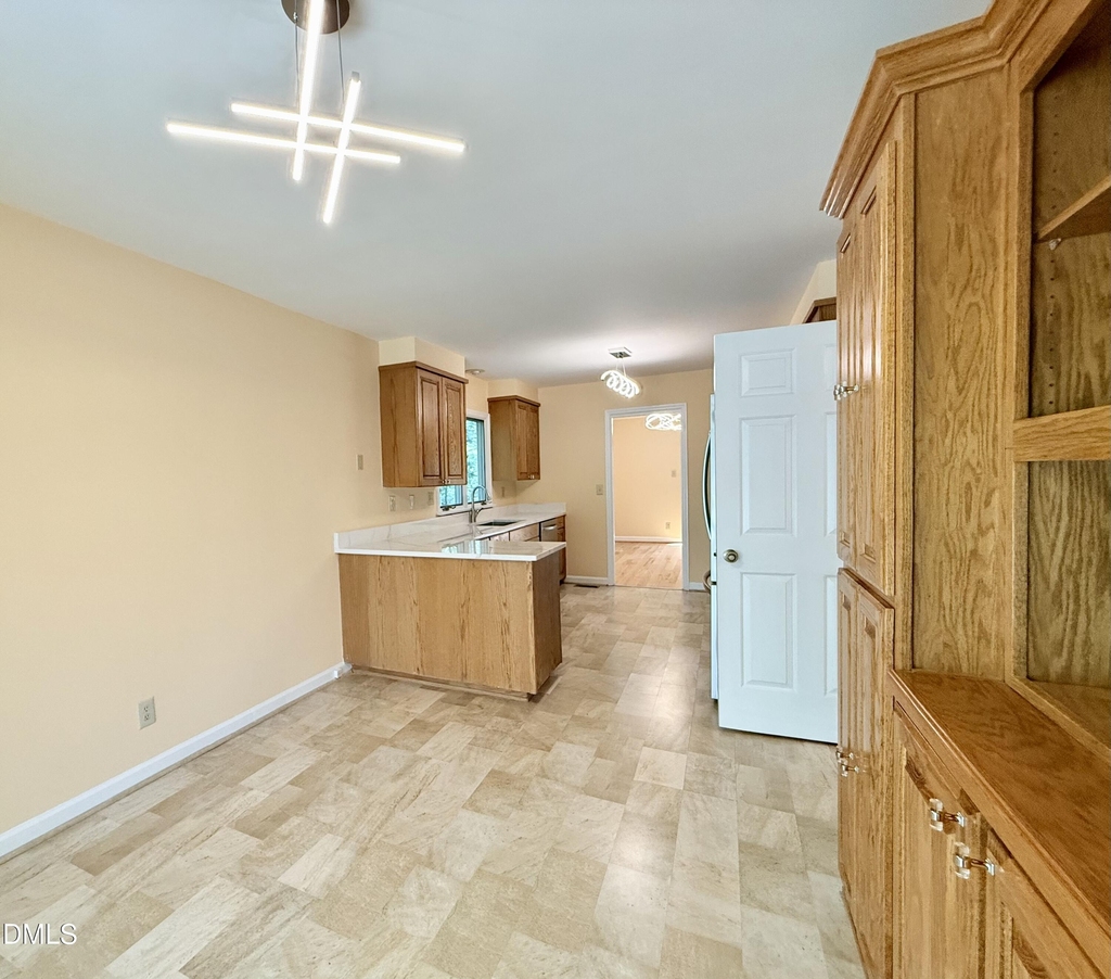 106 Montrose Drive - Photo 23