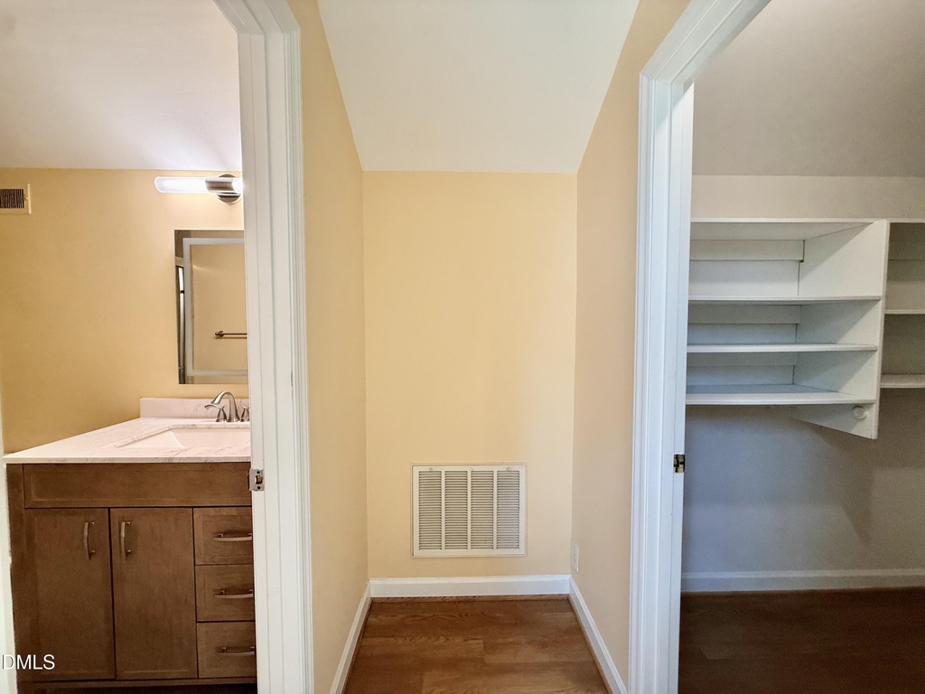 106 Montrose Drive - Photo 51