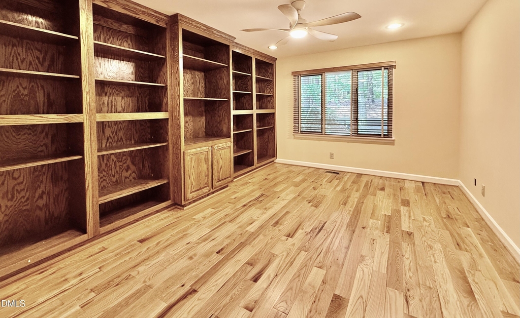 106 Montrose Drive - Photo 25