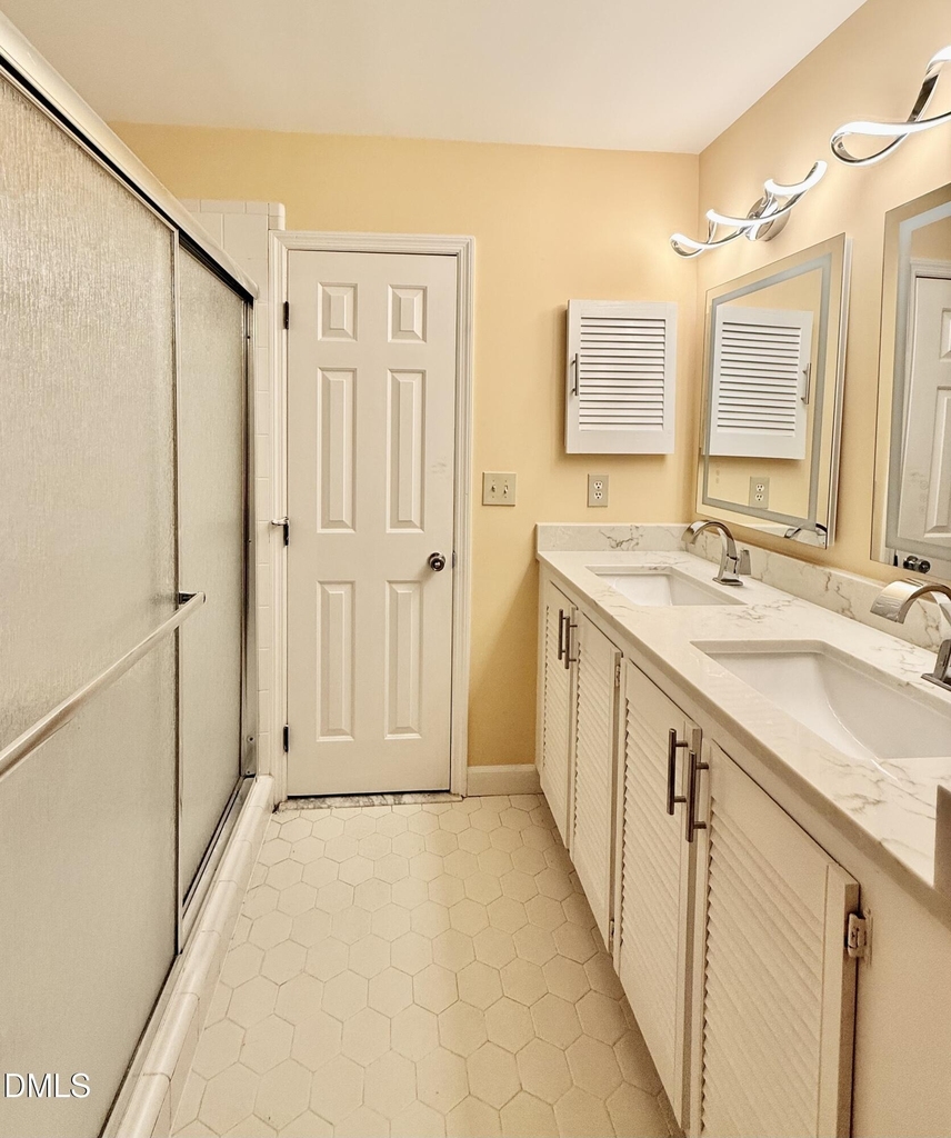 106 Montrose Drive - Photo 45