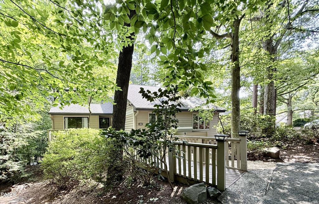 106 Montrose Drive - Photo 1