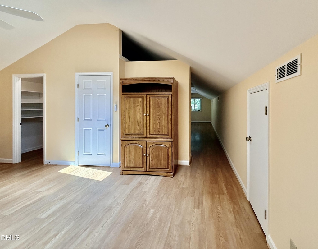 106 Montrose Drive - Photo 59