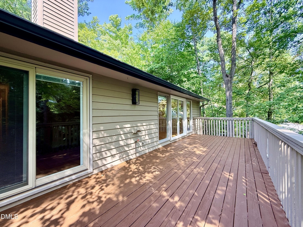 106 Montrose Drive - Photo 12
