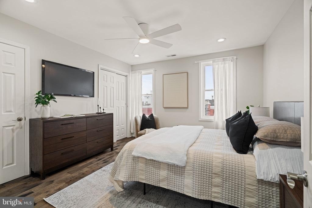 1331 N Newkirk Street - Photo 25