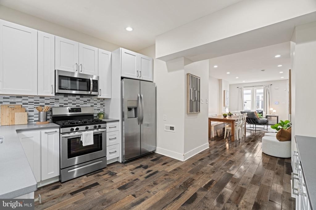 1331 N Newkirk Street - Photo 9