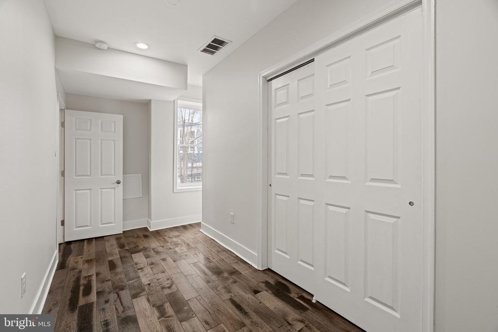 1331 N Newkirk Street - Photo 20