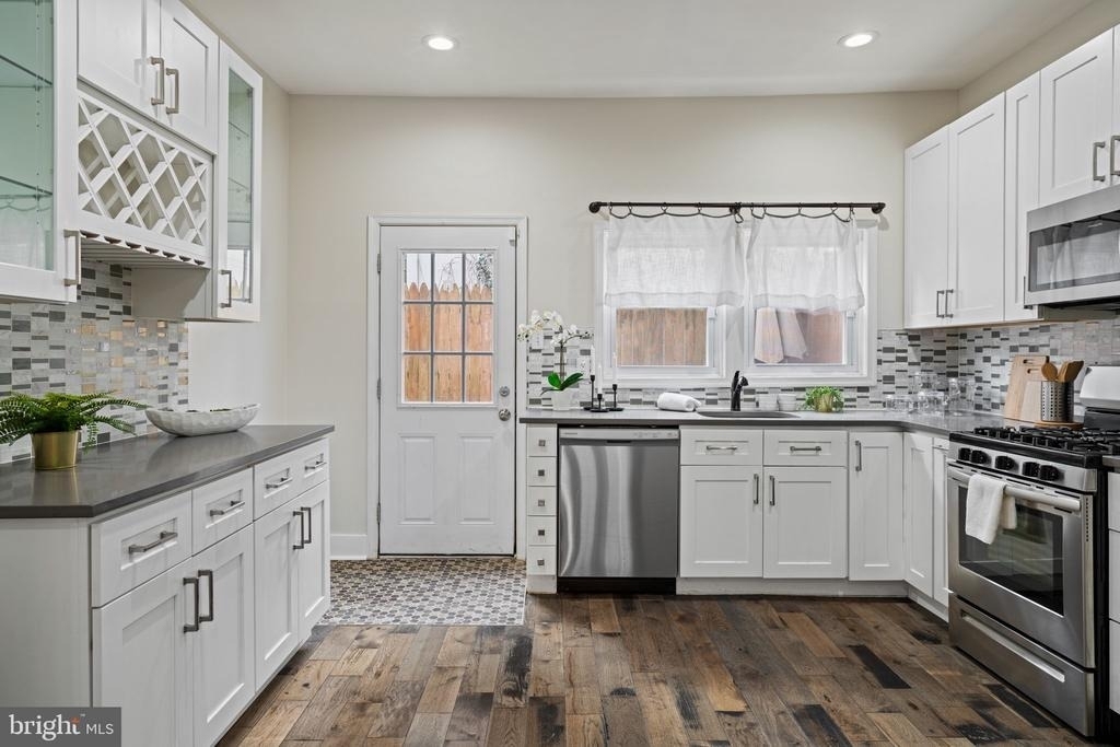 1331 N Newkirk Street - Photo 12