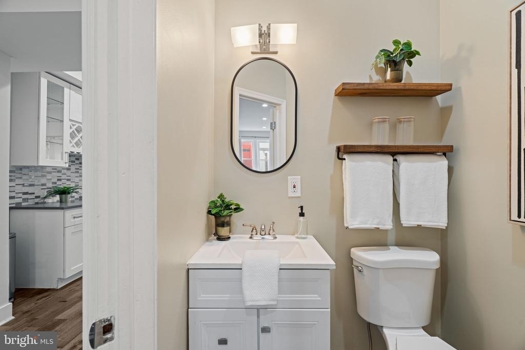 1331 N Newkirk Street - Photo 8