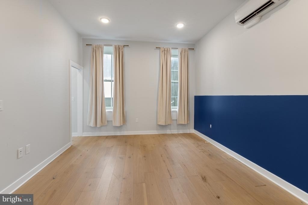 257 N 3rd Street - Photo 2