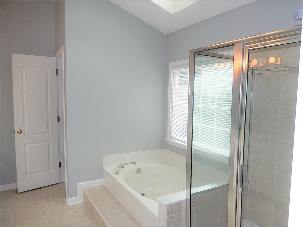 9801 Goodrum Court - Photo 12