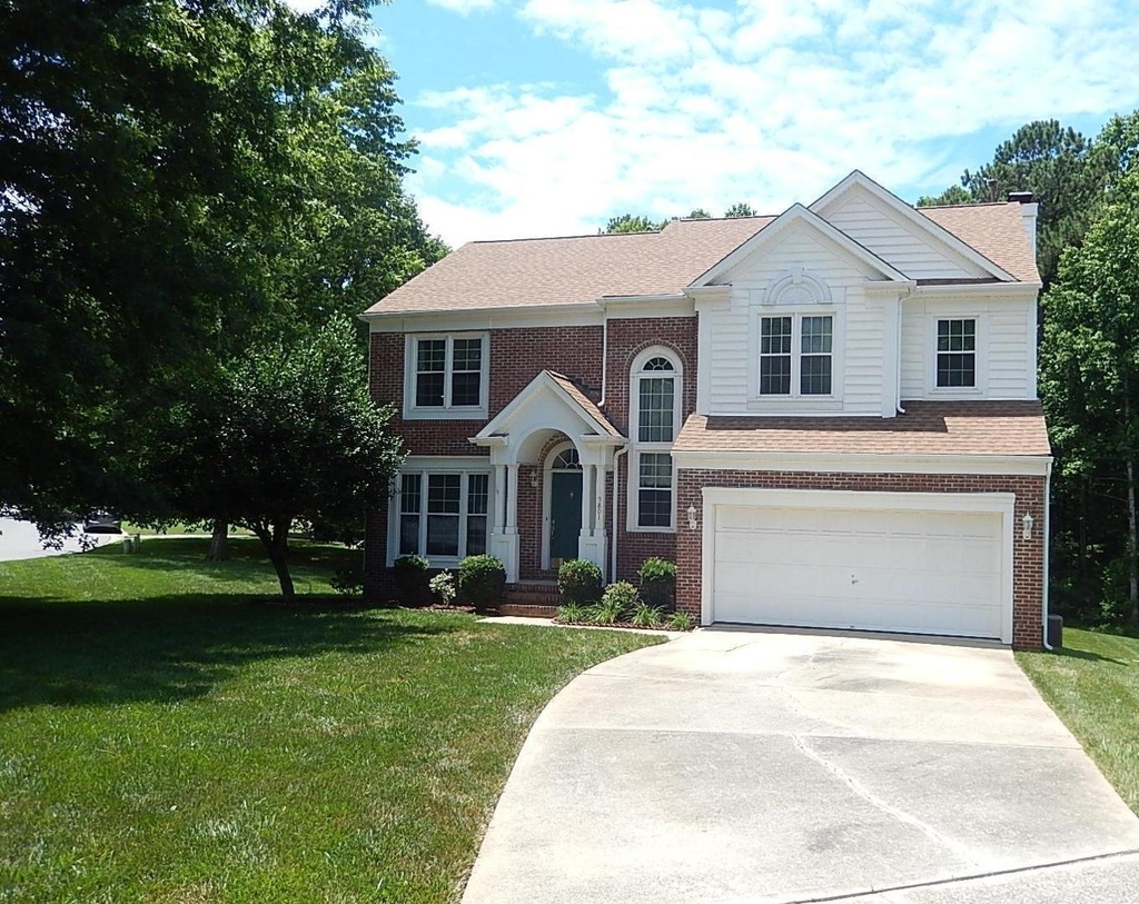 9801 Goodrum Court - Photo 0