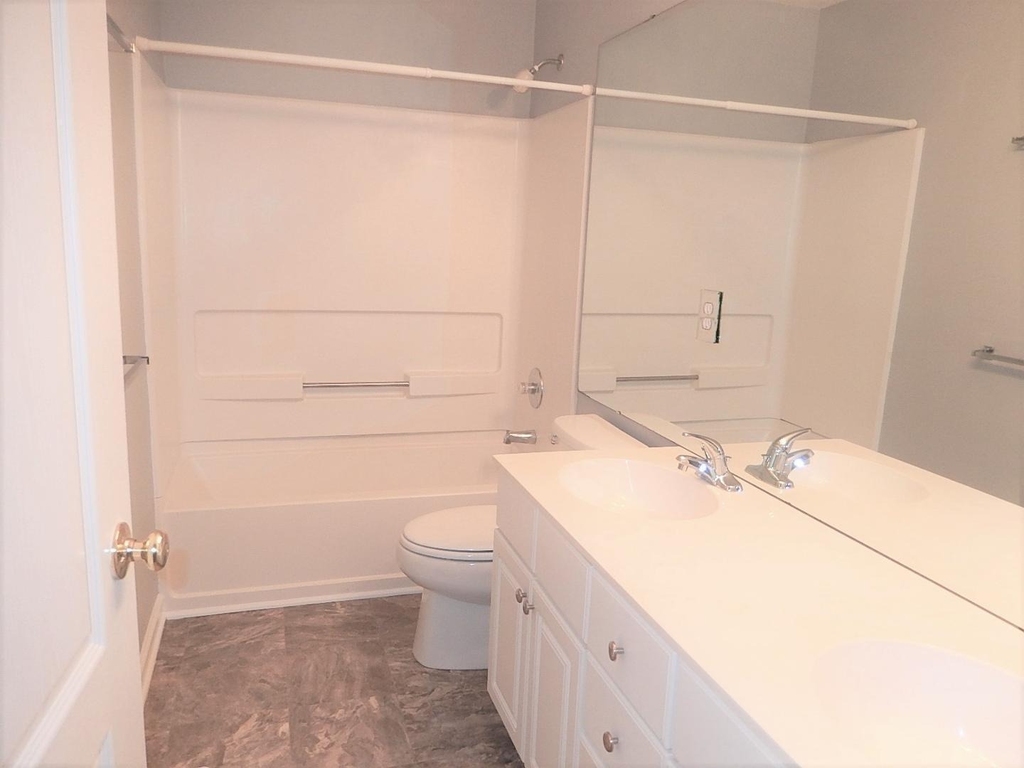 9801 Goodrum Court - Photo 17