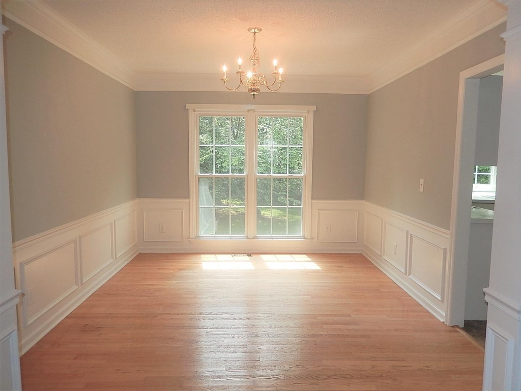 9801 Goodrum Court - Photo 4