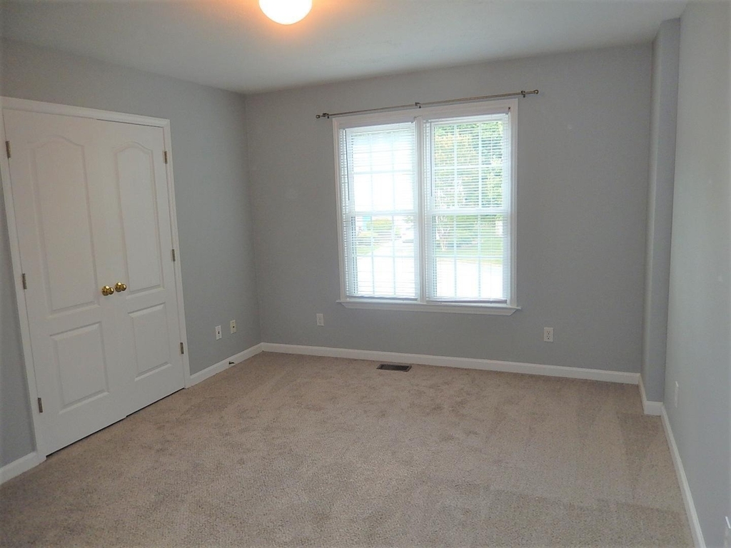 9801 Goodrum Court - Photo 16