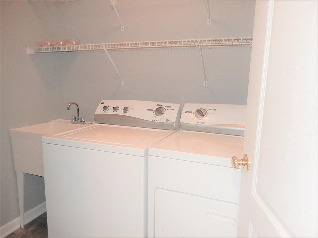 9801 Goodrum Court - Photo 18