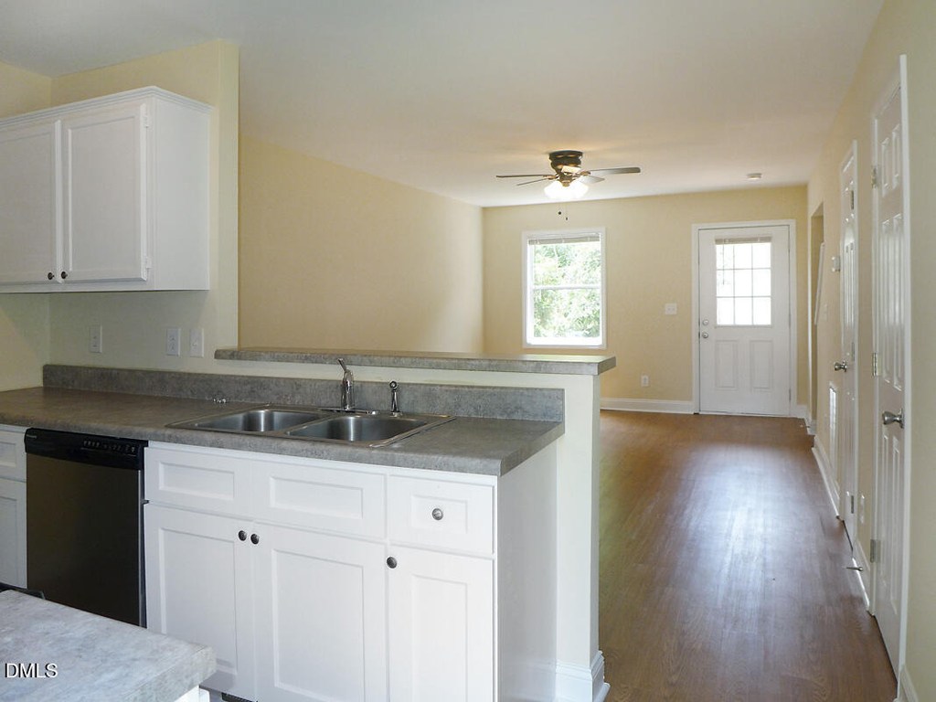 515 S Merritt Mill Road - Photo 3