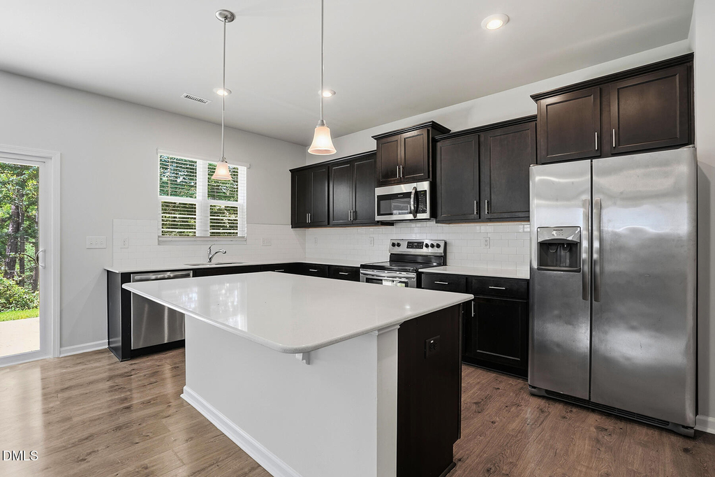 1425 Haltwhistle Street - Photo 12