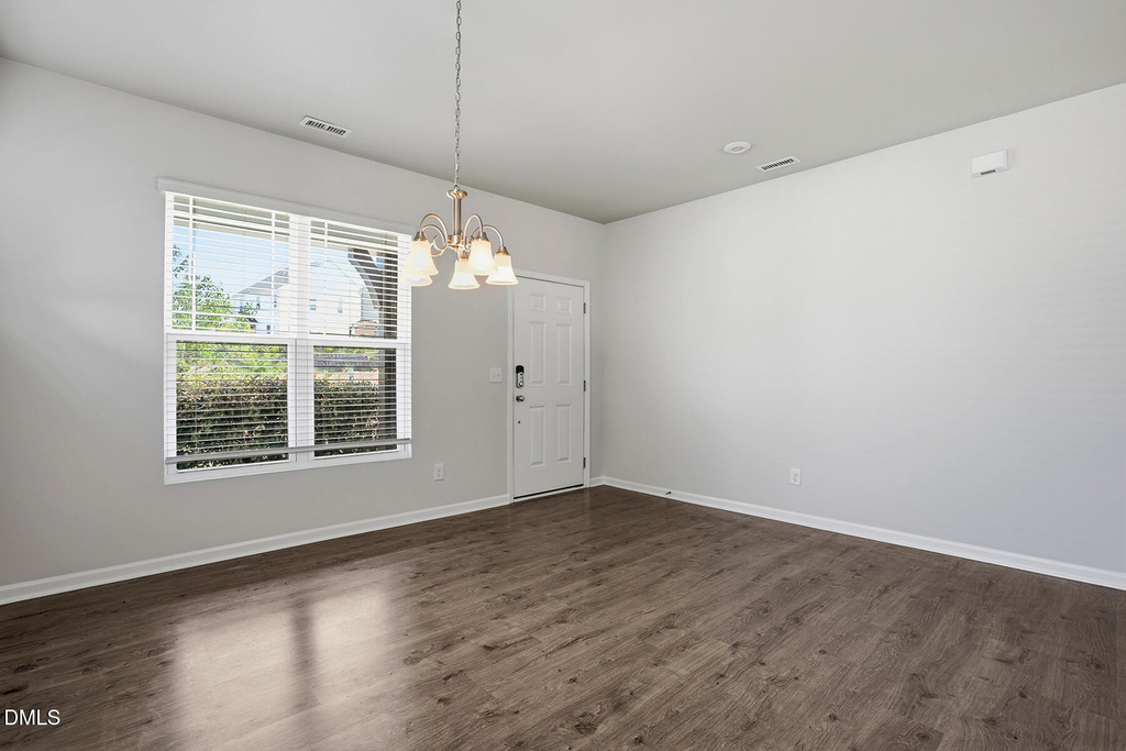 1425 Haltwhistle Street - Photo 6