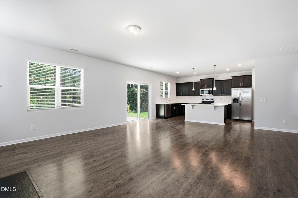 1425 Haltwhistle Street - Photo 8