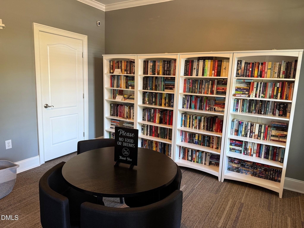 2417 Historic Circle - Photo 46