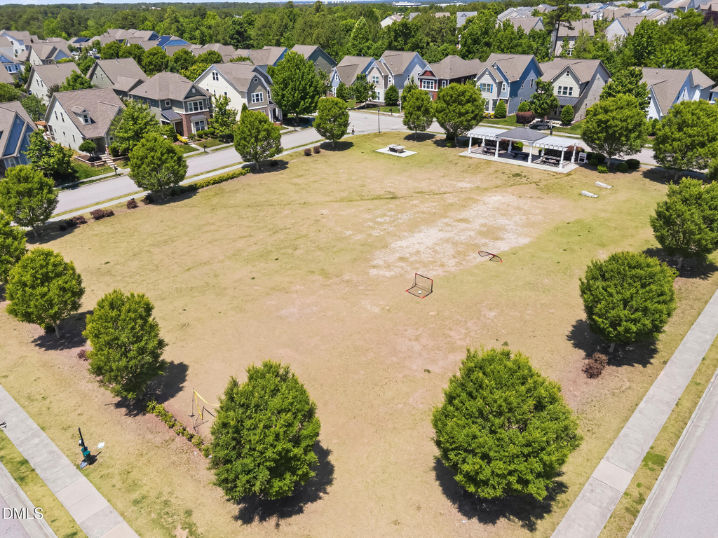 2417 Historic Circle - Photo 39