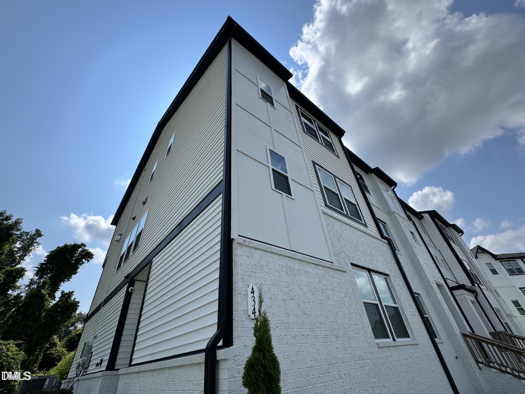 434 Sustainable Way - Photo 1