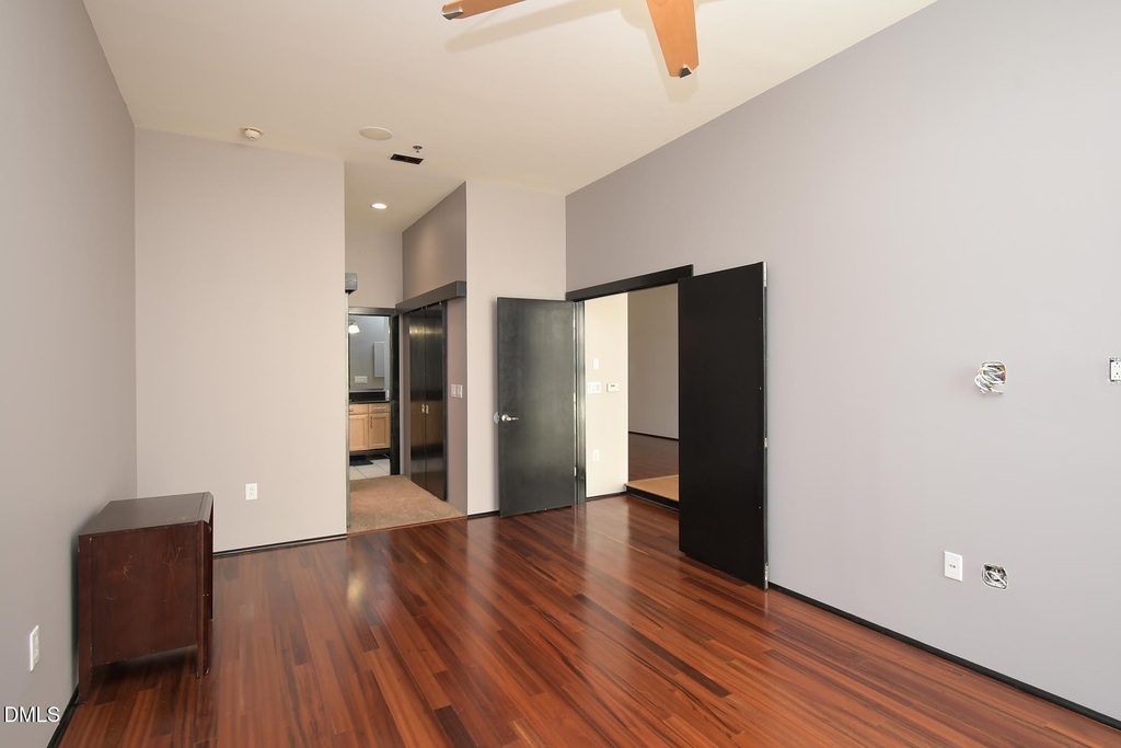 319 Fayetteville Street - Photo 12