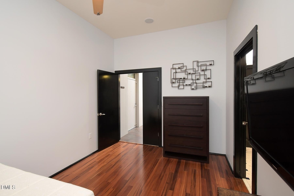 319 Fayetteville Street - Photo 17