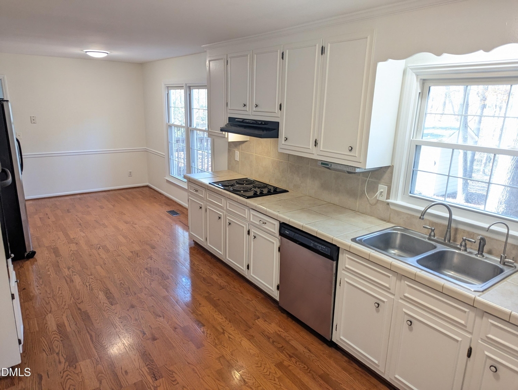 5313 Falkirk Drive - Photo 6