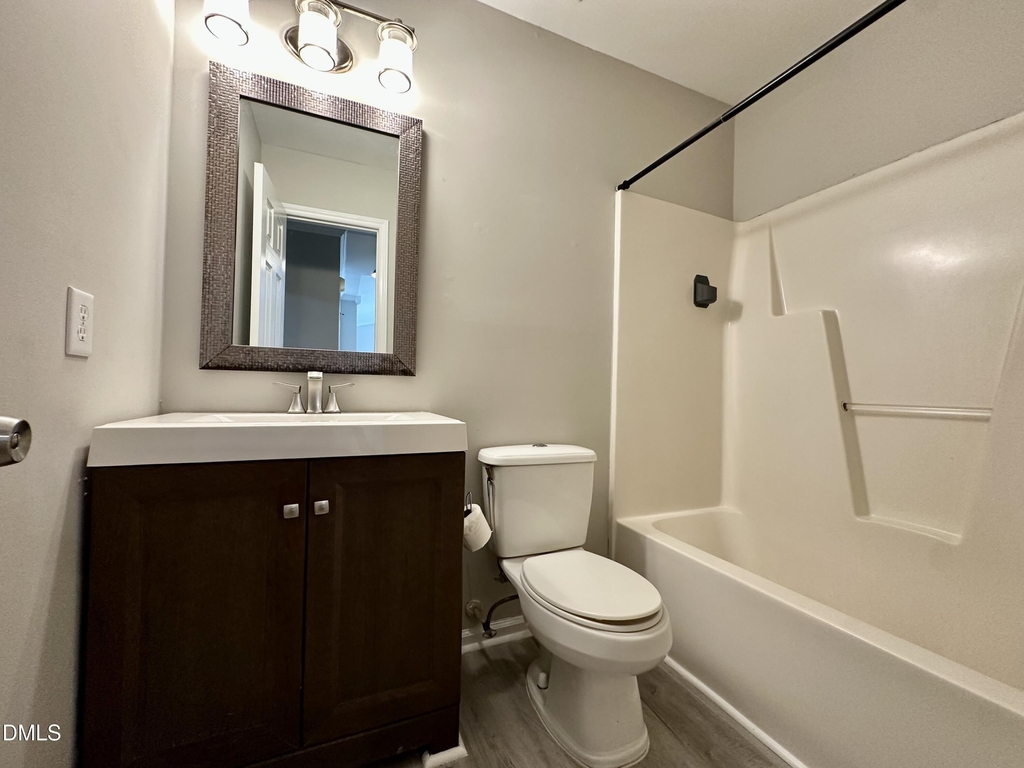 1008 Henchman Court - Photo 18