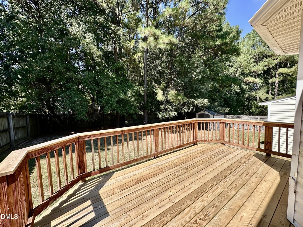 1008 Henchman Court - Photo 19