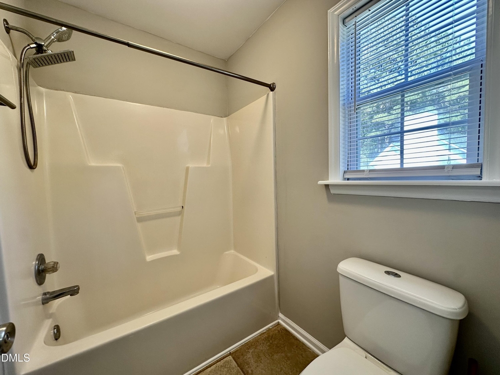 1008 Henchman Court - Photo 13