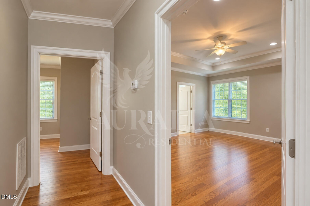 9012 Ray Road - Photo 11