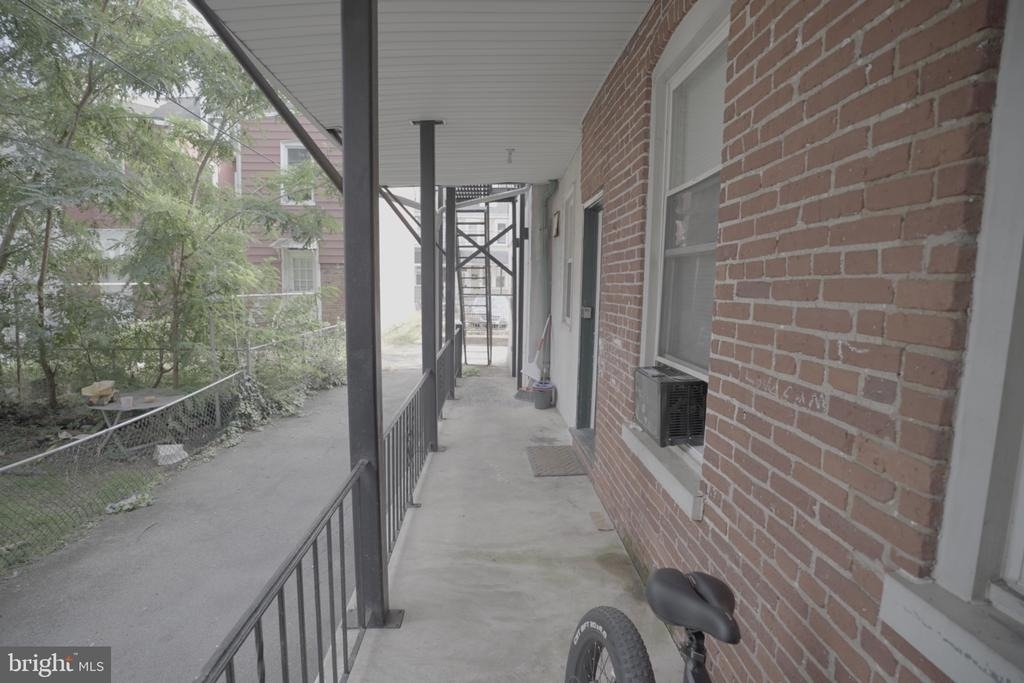 342 E New Street - Photo 9