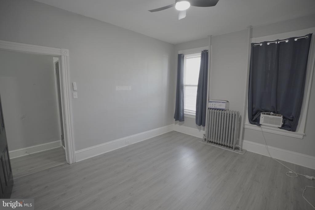 342 E New Street - Photo 11