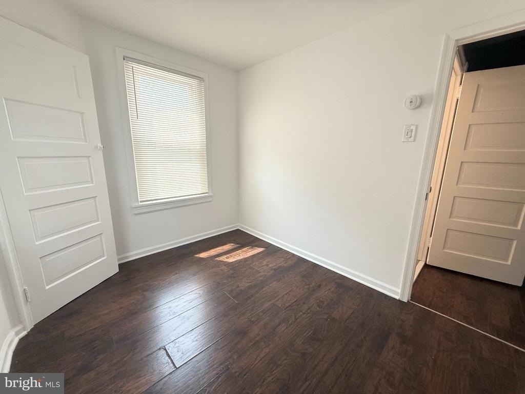 242 Pusey Avenue - Photo 6