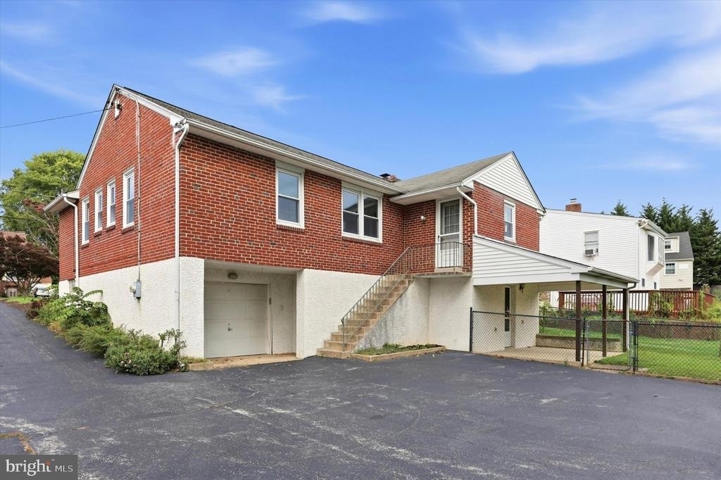 21 Davis Avenue - Photo 14