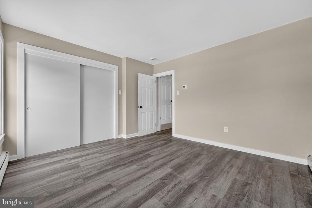 206 Charles Street - Photo 23