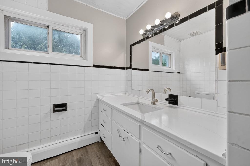 206 Charles Street - Photo 30