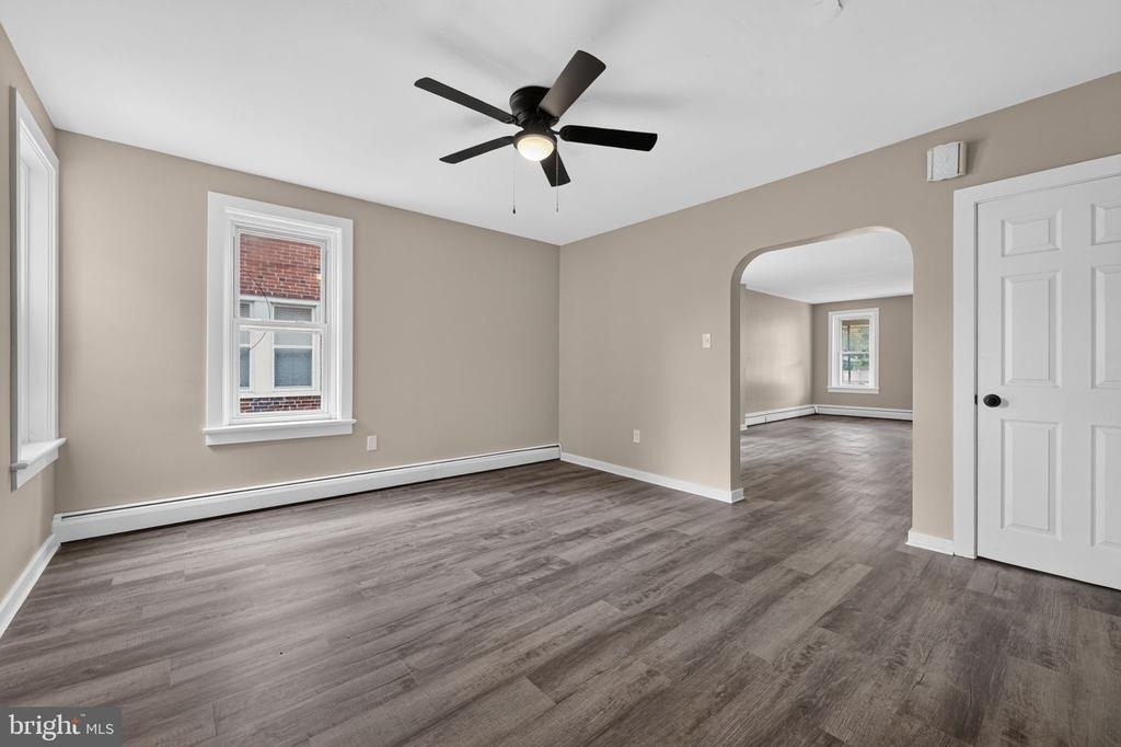 206 Charles Street - Photo 7