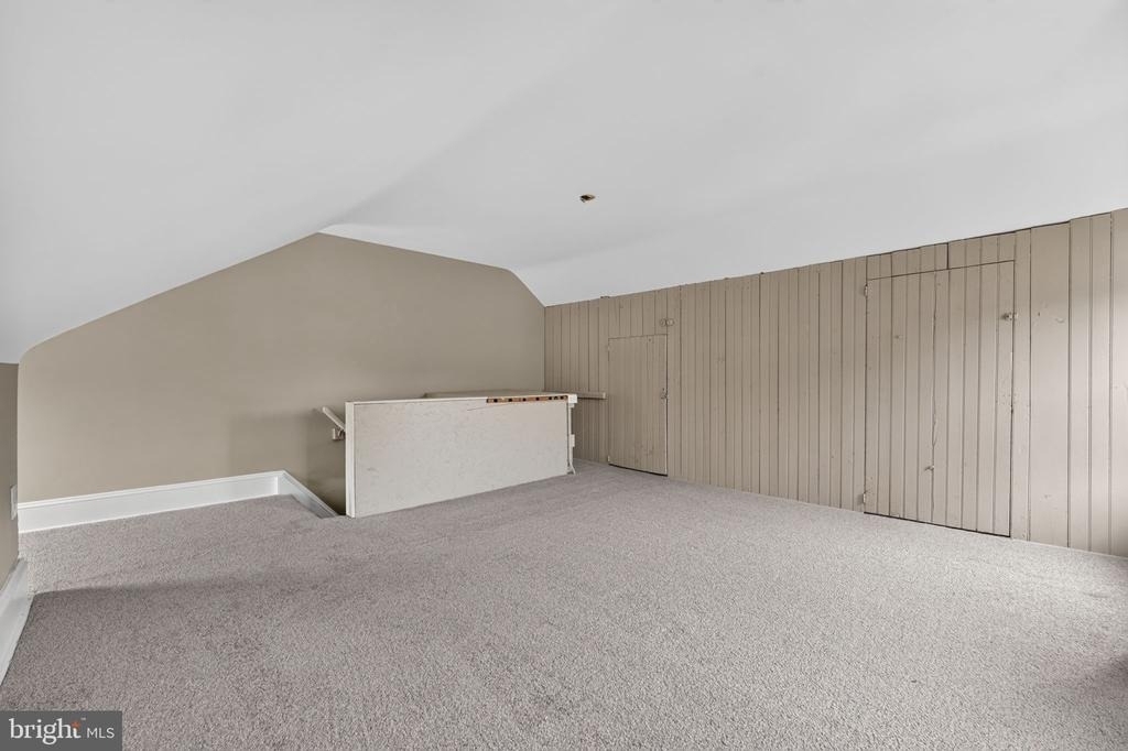 206 Charles Street - Photo 36