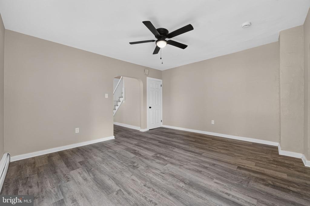 206 Charles Street - Photo 8
