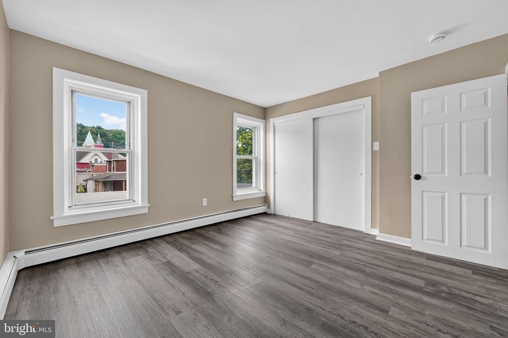 206 Charles Street - Photo 22