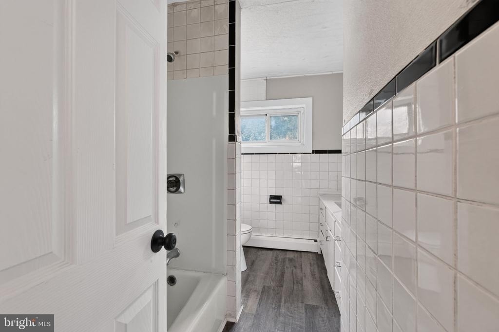 206 Charles Street - Photo 29