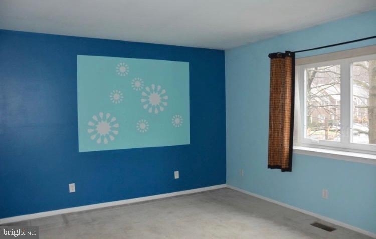 232 Fox Run - Photo 10