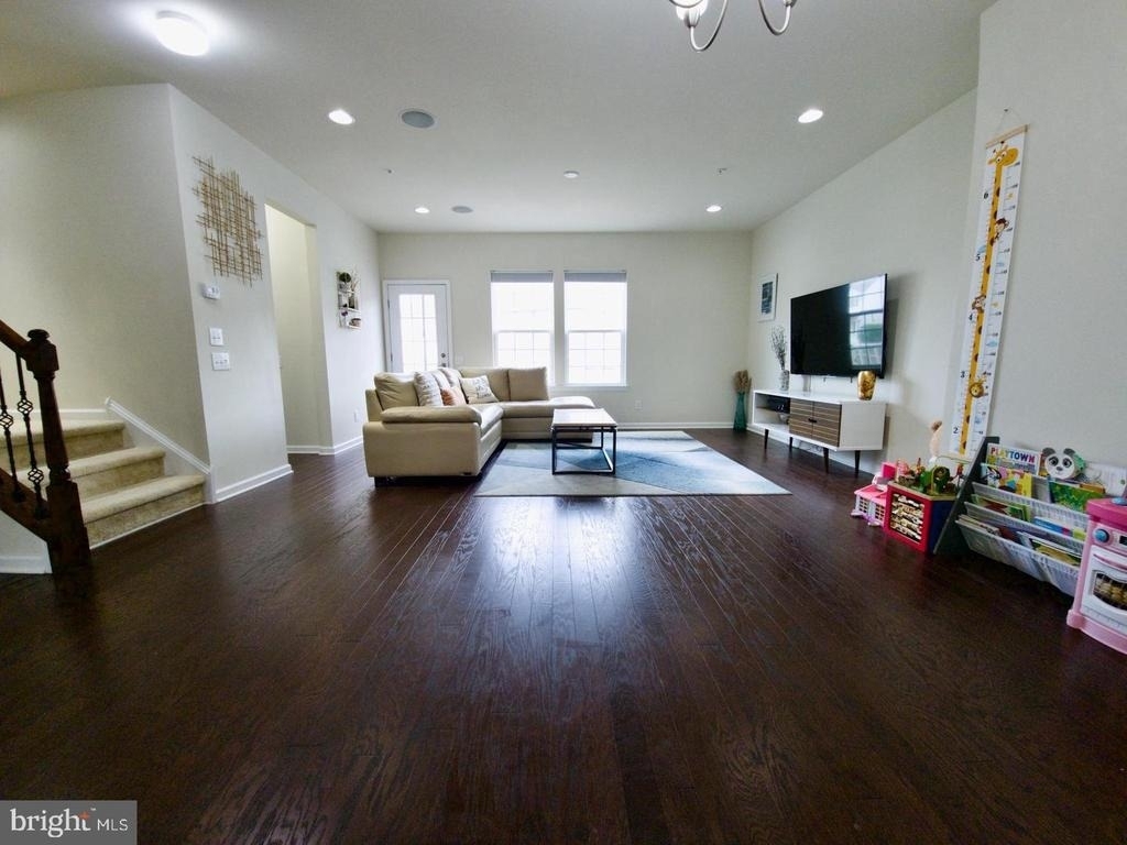 111 Admiral Lane - Photo 6