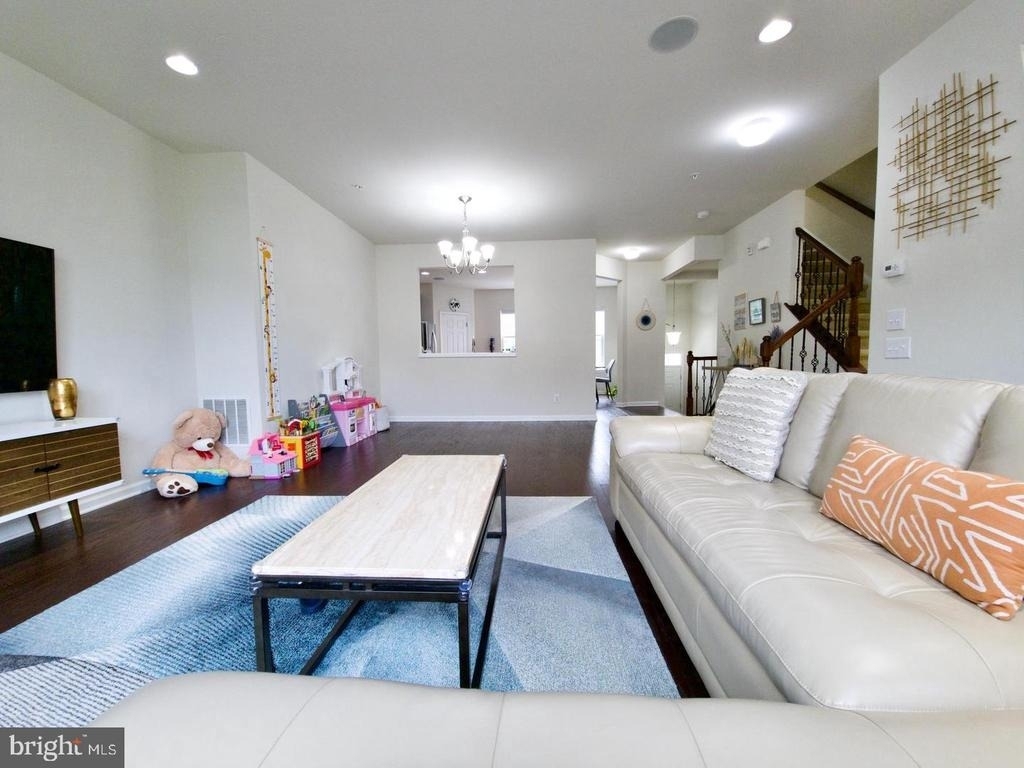 111 Admiral Lane - Photo 12