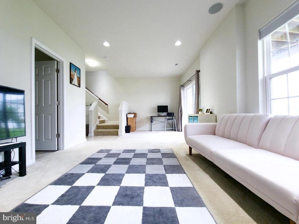 111 Admiral Lane - Photo 24