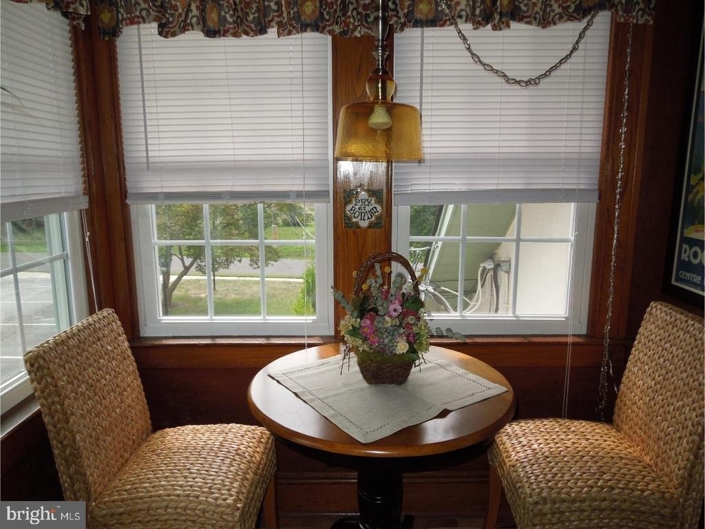 140 W Butler Avenue - Photo 2